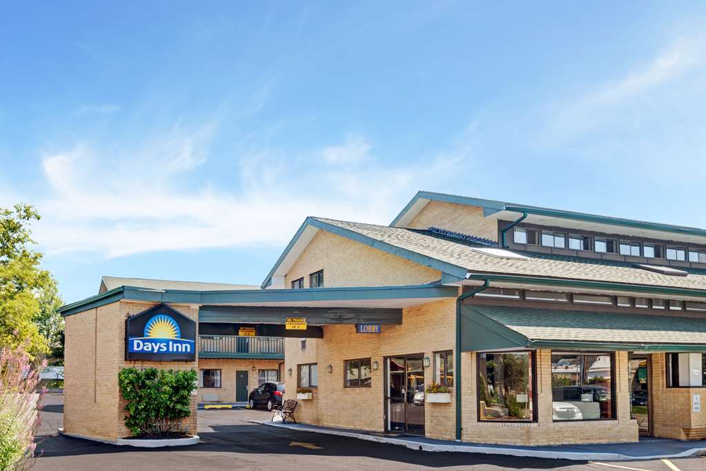 Days Inn By Wyndham Woodbury Long Island Exterior foto